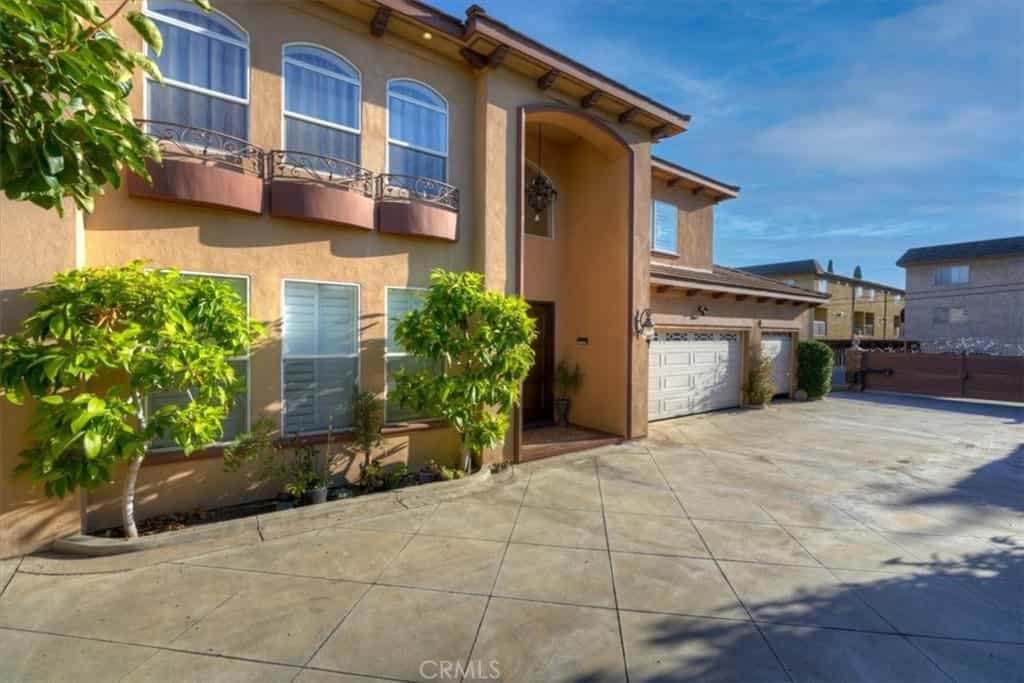 House in El Monte, California 11013686