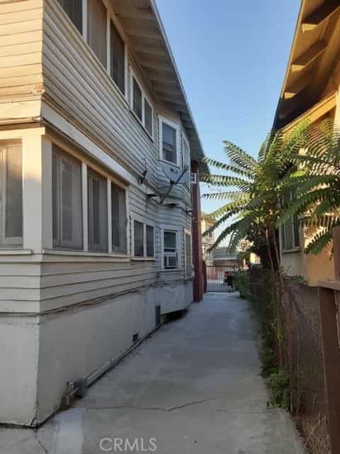 Condominio en Los Angeles, California 11013743