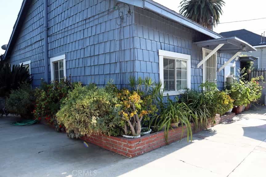 жилой дом в Адамс Сквер, Калифорния 11013834