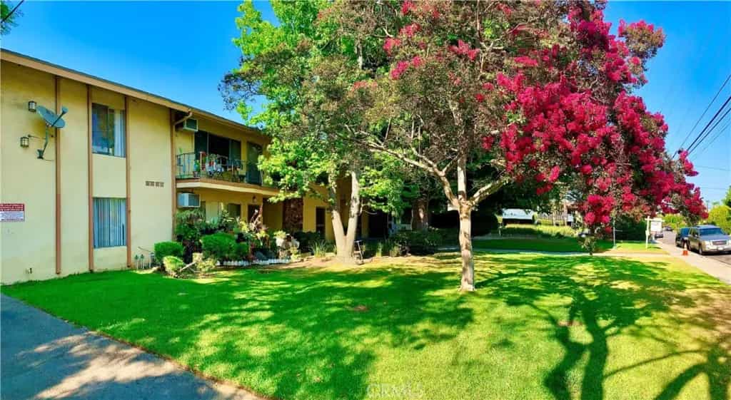 Condominium in Arcadia, California 11013933