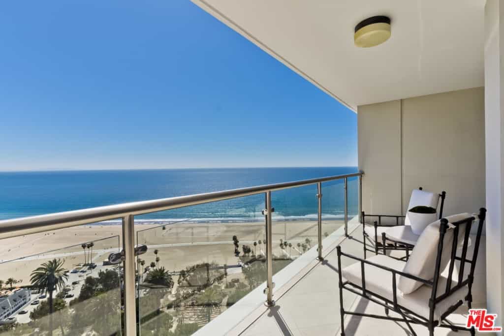 公寓 在 Santa Monica, California 11014143
