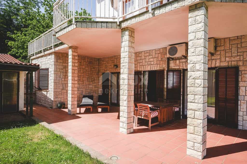 Huis in Trsat, Primorsko-Goranska Zupanija 11015053