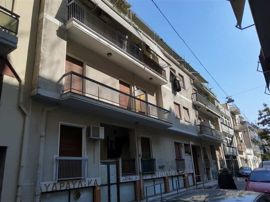 Condominium in Nea Chalkidona, Attiki 11015316