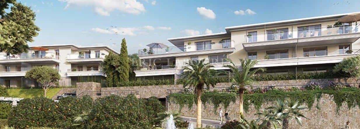 Condominium in Le Cannet, Provence-Alpes-Cote d'Azur 11015968
