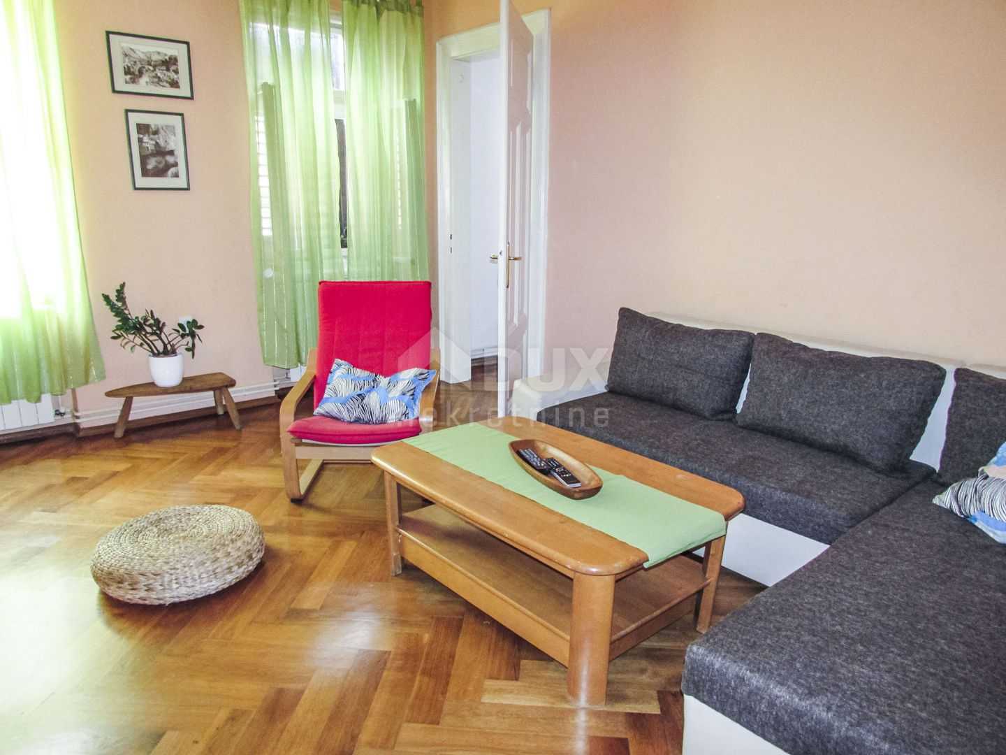 Condominium dans Rijeka, Primorsko-Goranska Zupanija 11016248