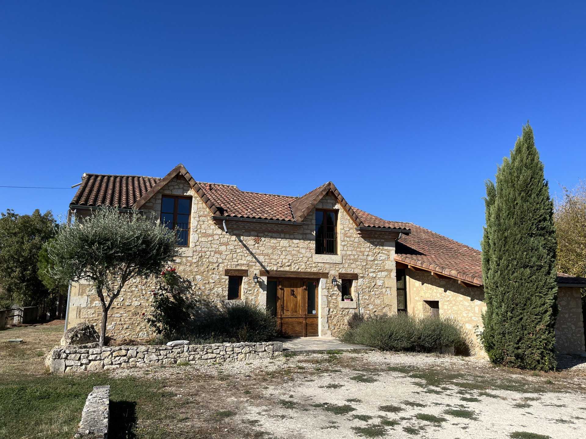 Hus i Lectoure, Occitanie 11018008