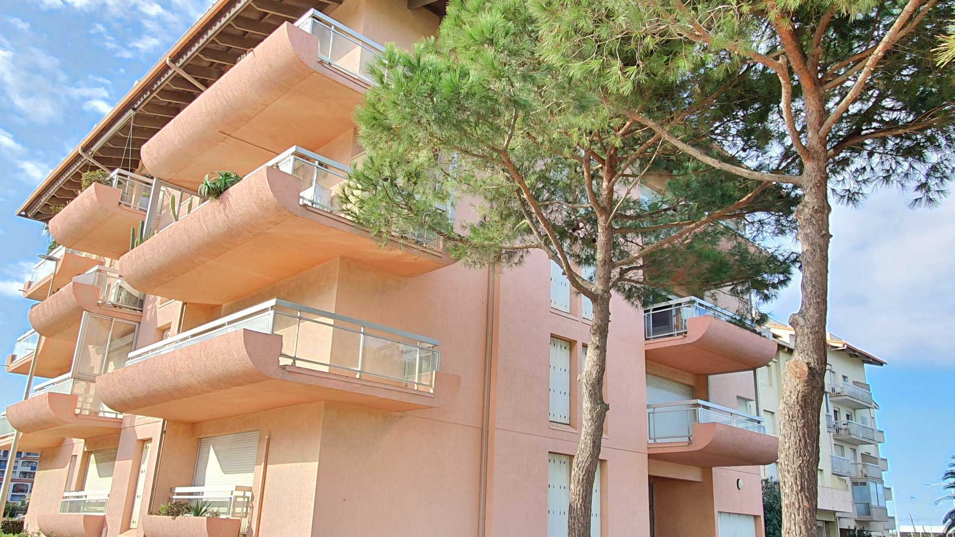 Condominium dans Canet Plage, Occitanie 11018023