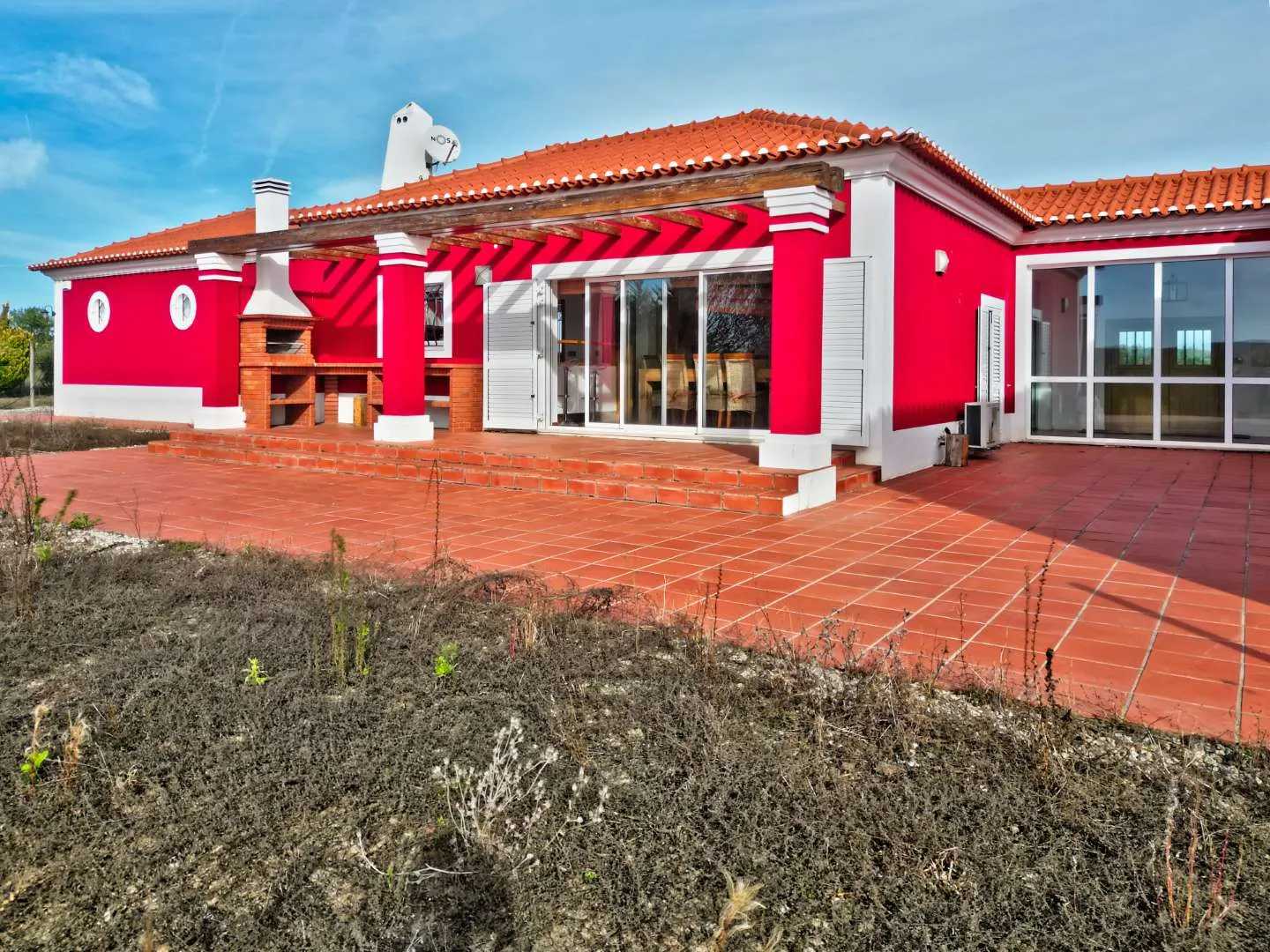 House in Bombarral, Leiria District 11030354