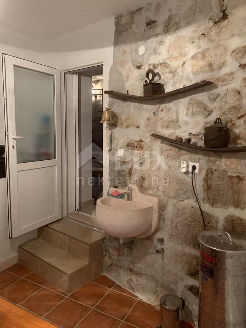 House in Čara, Dubrovnik-Neretva County 11031454