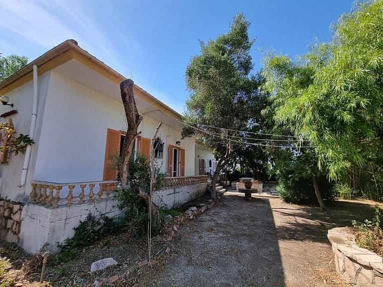 Будинок в Kerkyra, Ionian Islands 11041624
