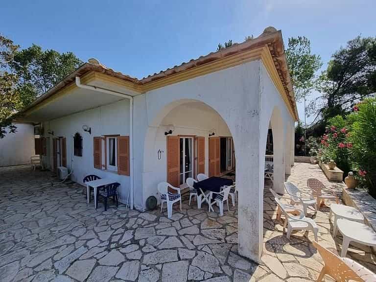 rumah dalam Kerkyra, Ionian Islands 11041624