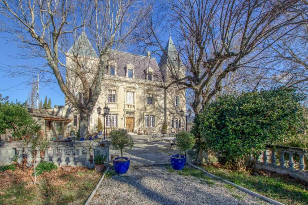 House in Violes, Provence-Alpes-Cote d'Azur 11041641