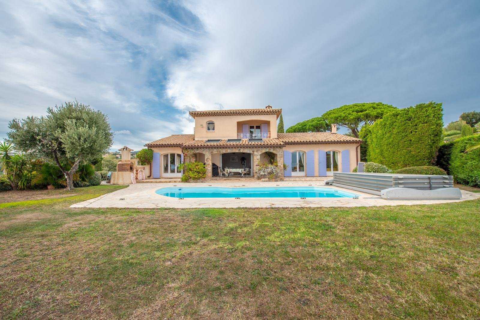 Haus im Sainte-Maxime, Provence-Alpes-Côte d'Azur 11041655