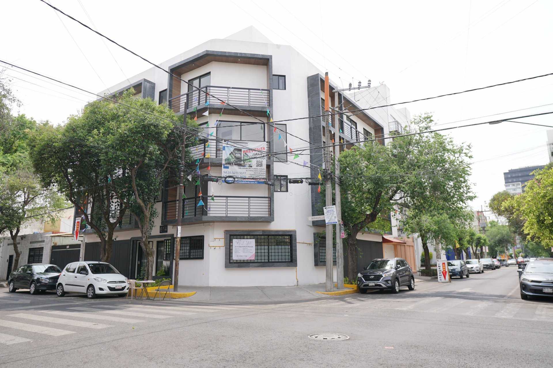 Condominium in Ciudad de México, Ciudad de México 11043027
