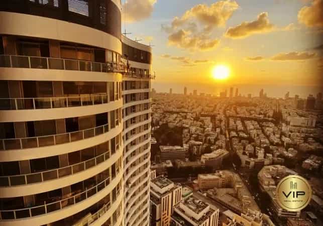 Condominium in Tel Aviv-Jafo, 100 HaHashmonaim Street 11043108