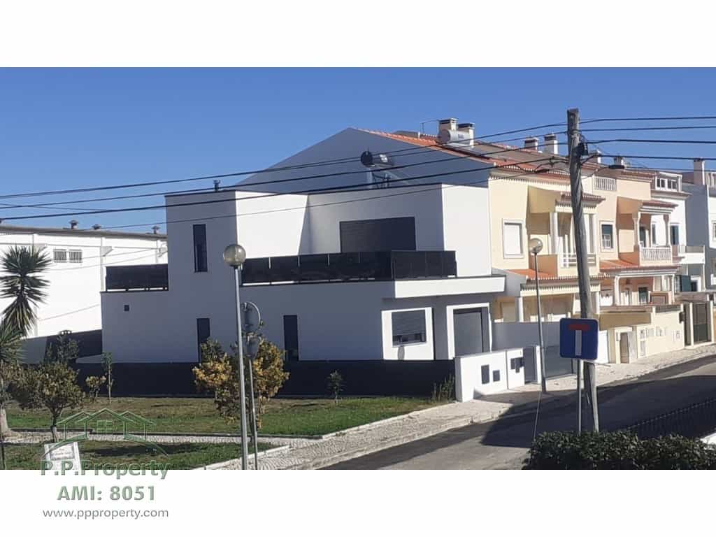 Hus i Caldas da Rainha, Leiria 11043171