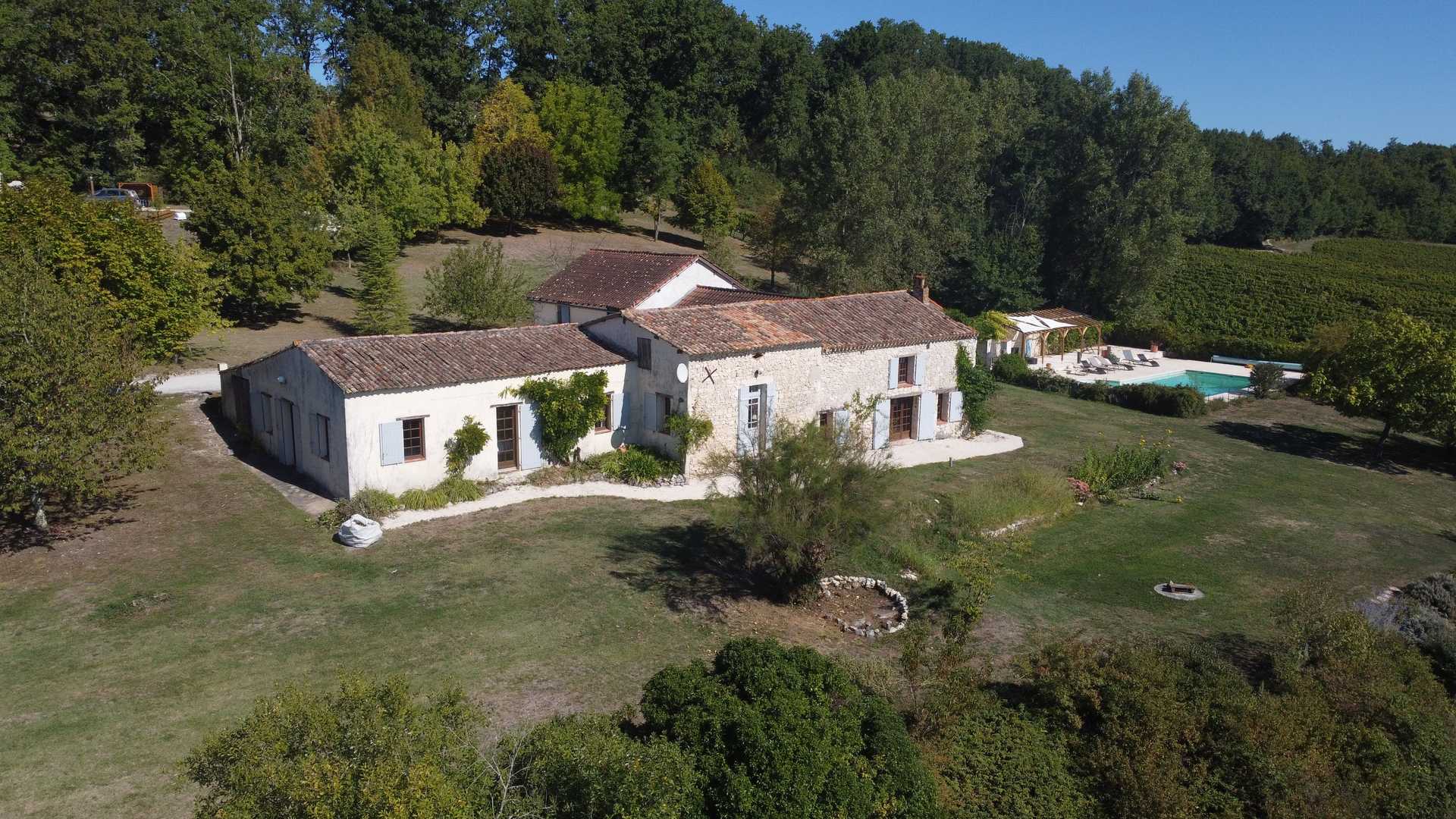 Huis in Bergerac, Nouvelle-Aquitanië 11043404