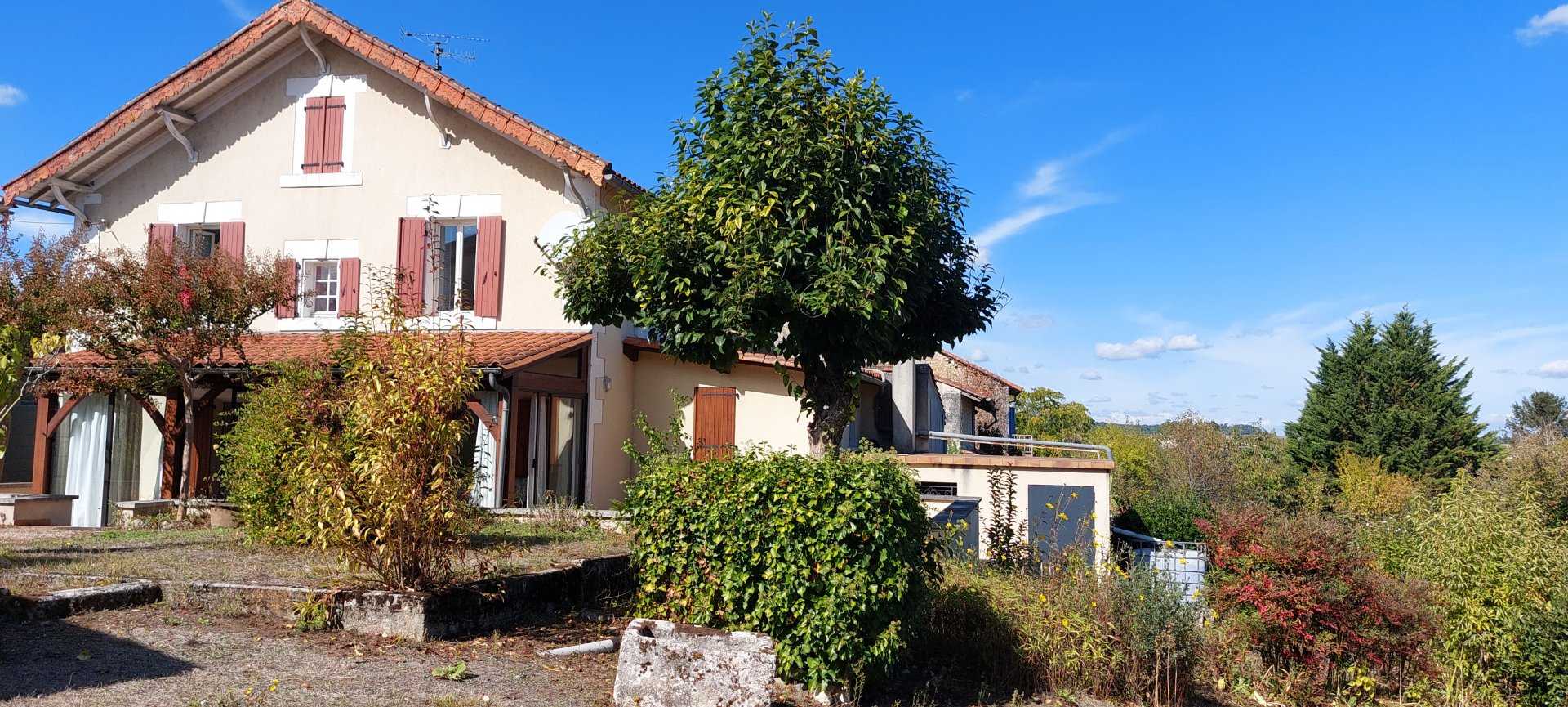 rumah dalam Verteillac, Nouvelle-Aquitaine 11043455