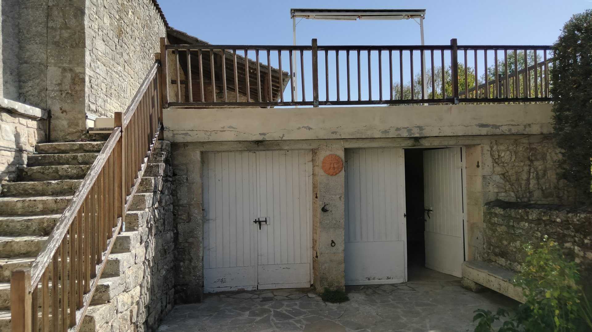rumah dalam Barro, Nouvelle-Aquitaine 11043761