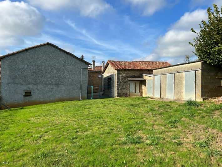 rumah dalam Aunac-sur-Charente, Nouvelle-Aquitaine 11043841