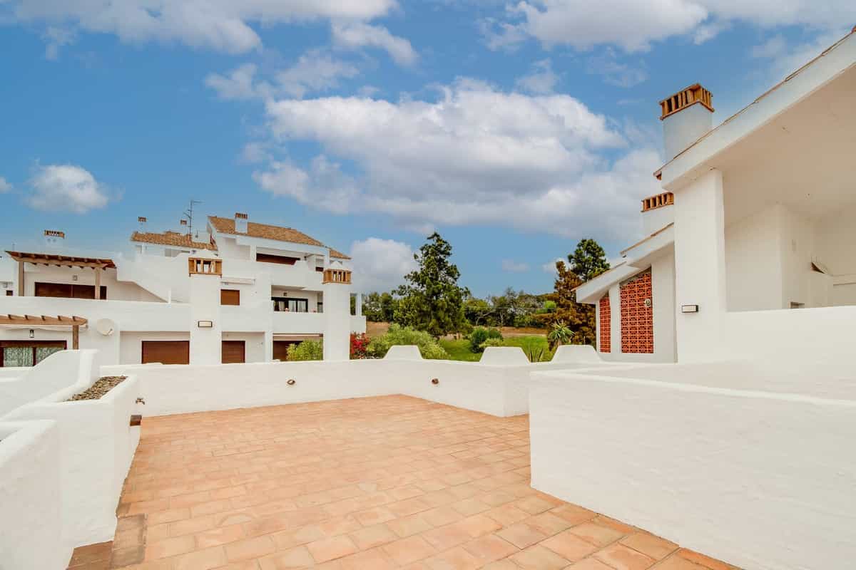 Condominium in Casares, Andalusia 11044002