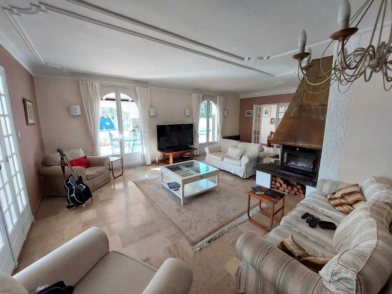 Casa nel Laroque-des-Albères, Occitanie 11044031