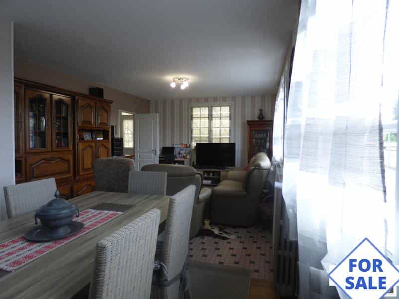Casa nel Villaines-la-Juhel, Paesi della Loira 11044095