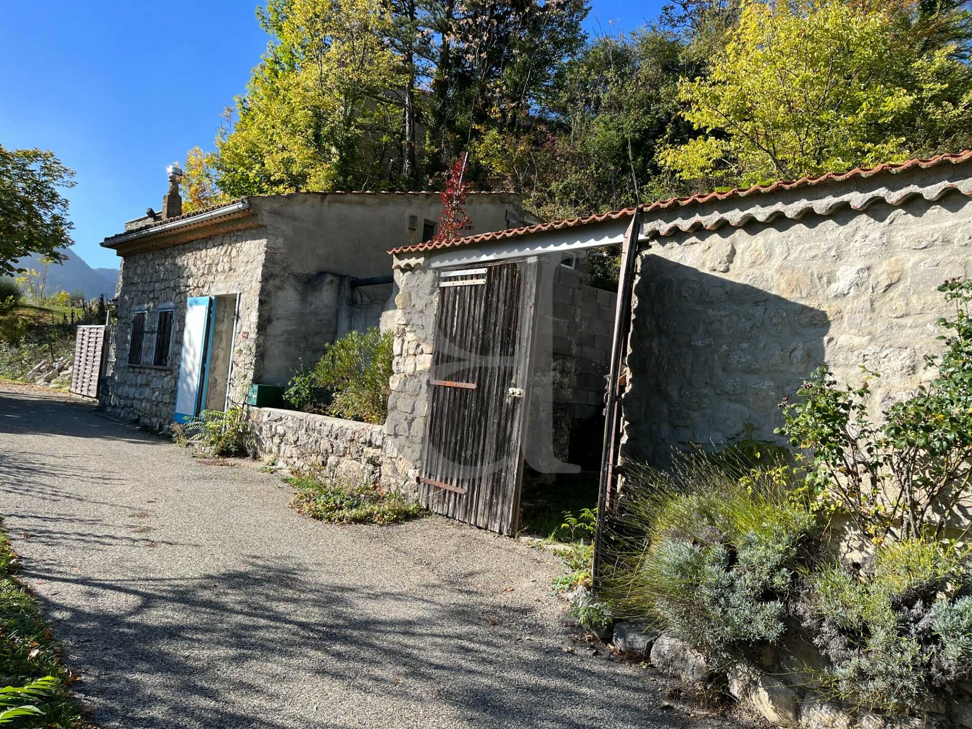 Casa nel Nyons, Alvernia-Rodano-Alpi 11044359