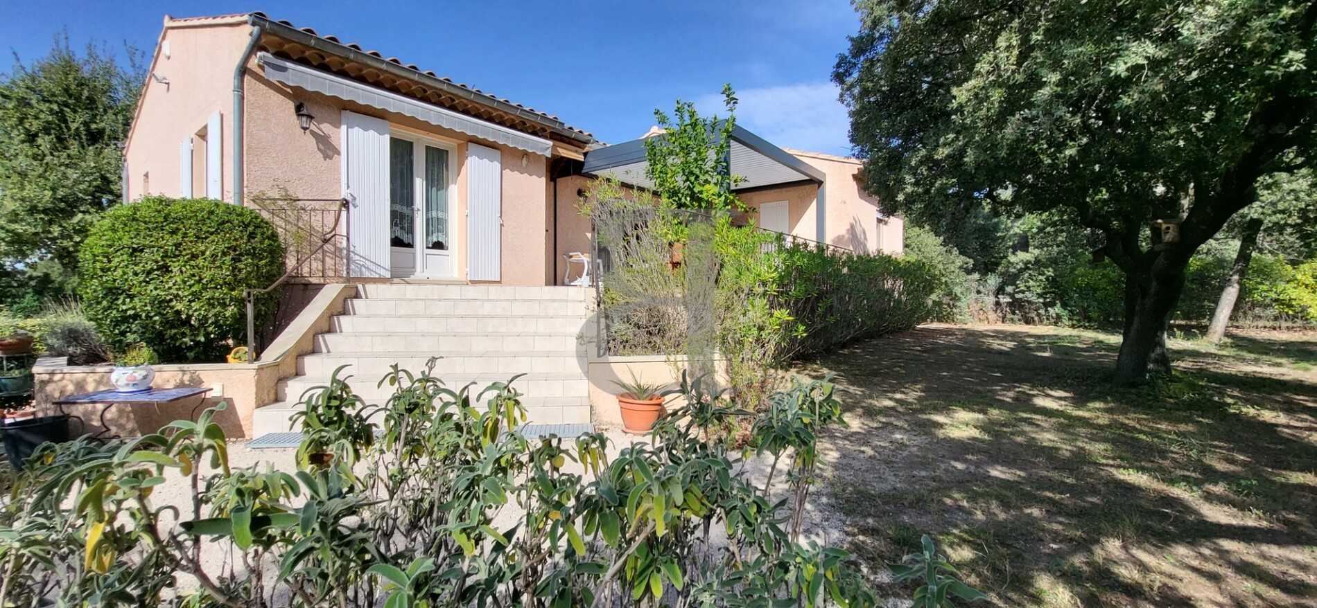 Hus i Modène, Provence-Alpes-Côte d'Azur 11044365