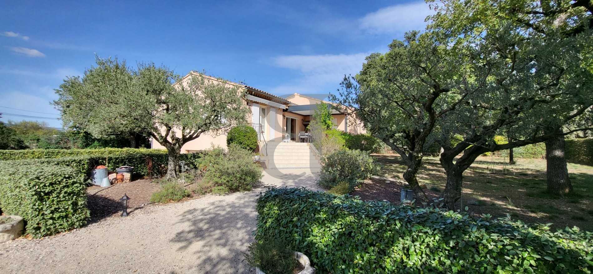 Huis in Modene, Provence-Alpes-Côte d'Azur 11044365