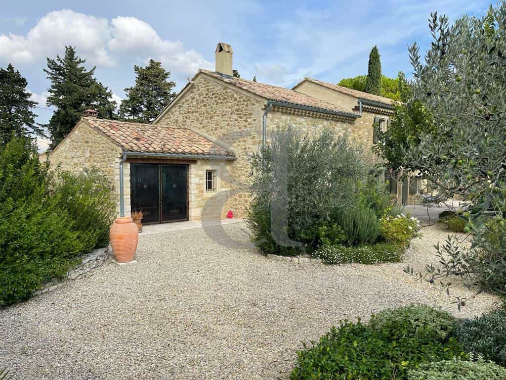 Dom w Visan, Provence-Alpes-Côte d'Azur 11044367