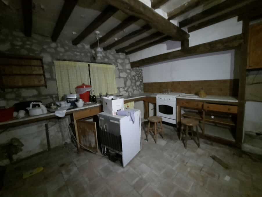 House in Lachapelle, Nouvelle-Aquitaine 11044377