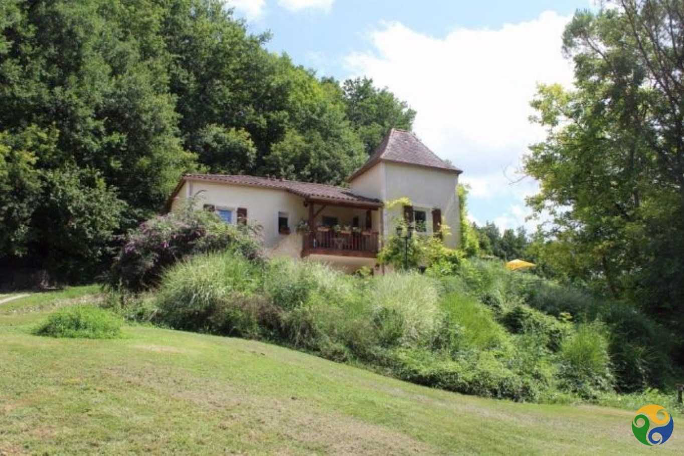 Dom w Belmontet, Occitanie 11044684