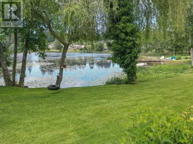 Eigentumswohnung im Powell River, British Columbia 11044708