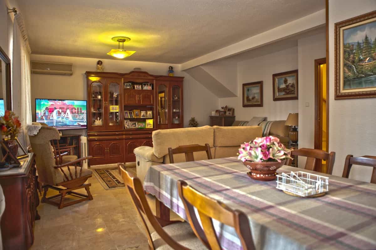 Haus im Fuengirola, Andalucía 11045130