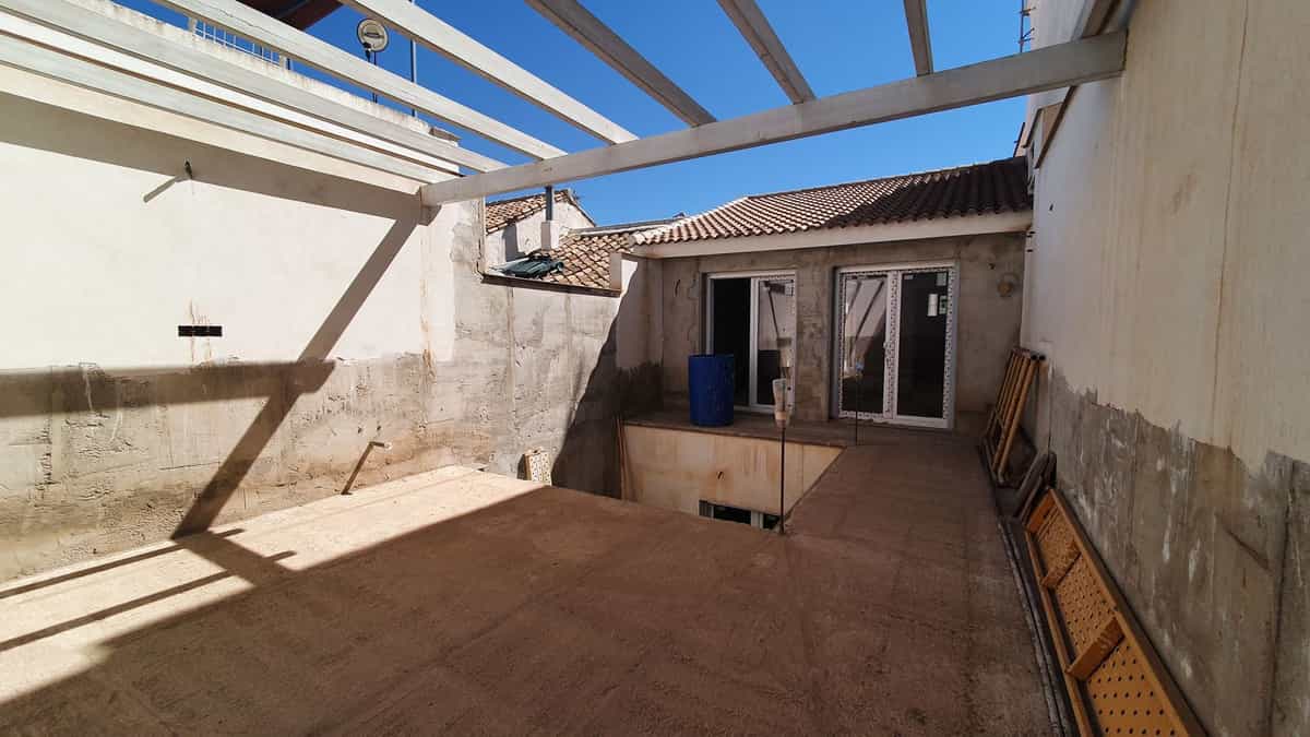 House in Alhaurin el Grande, Andalusia 11045506