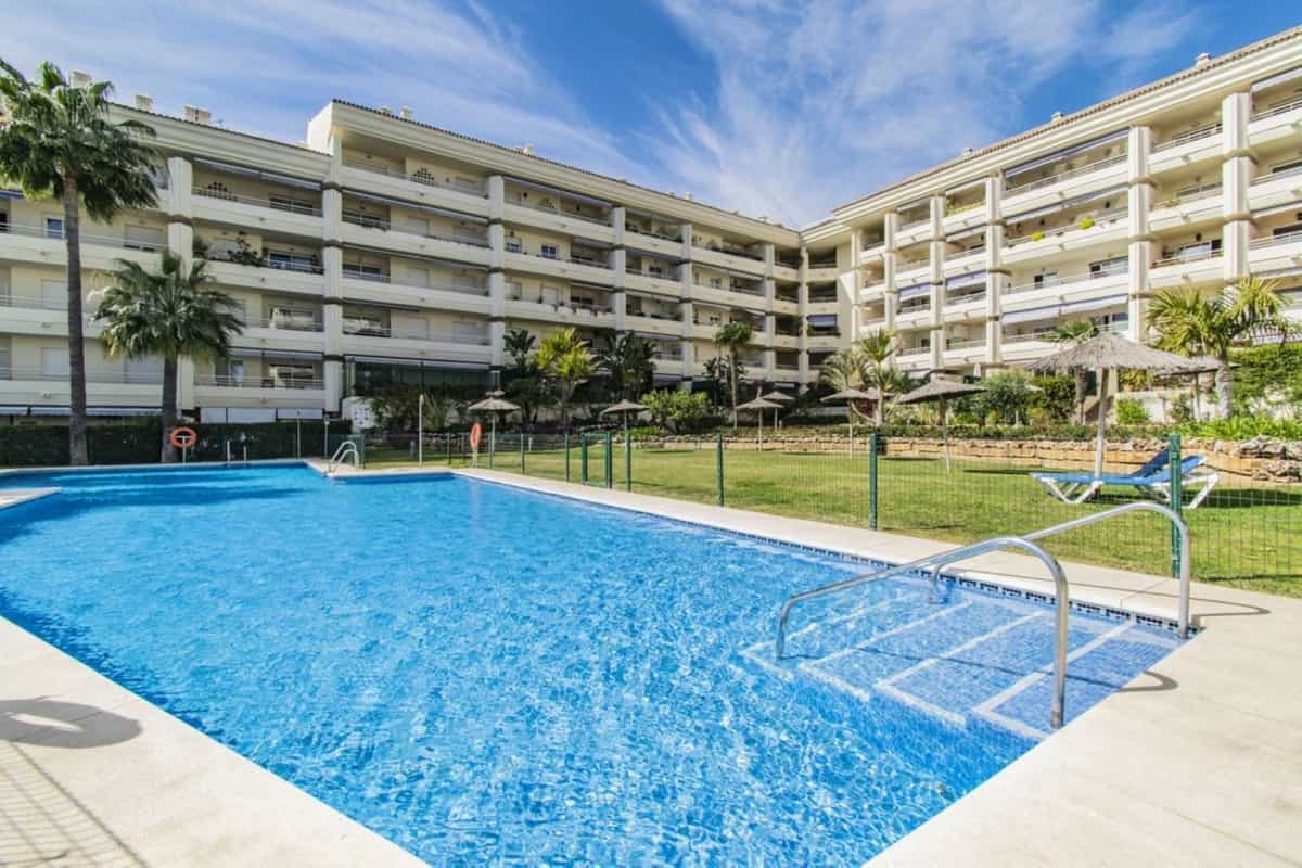 Condominium in Marbella, Andalusië 11045626