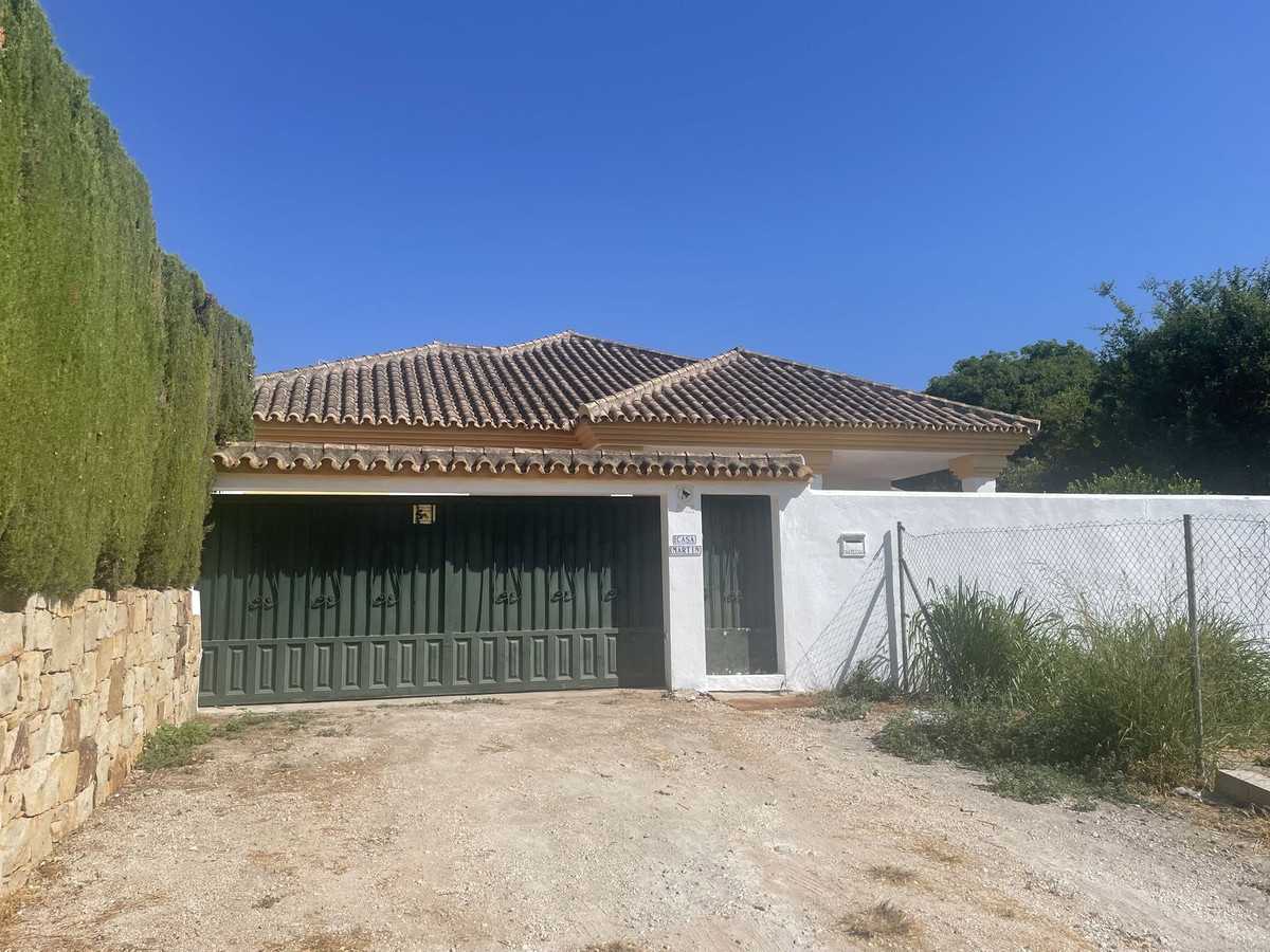 House in San Pedro de Alcantara, Andalusia 11045634
