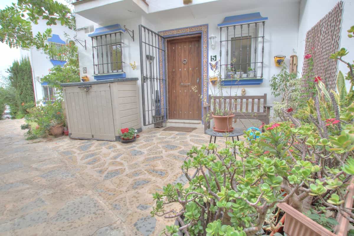 집 에 Urbanización Riviera Sol, Andalucía 11045682