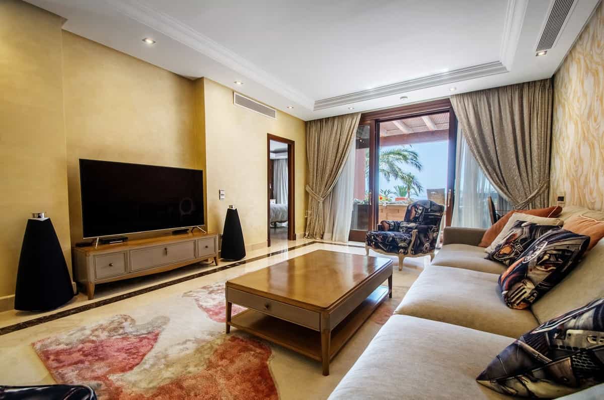 Condominium in Marbella, Andalucía 11046523