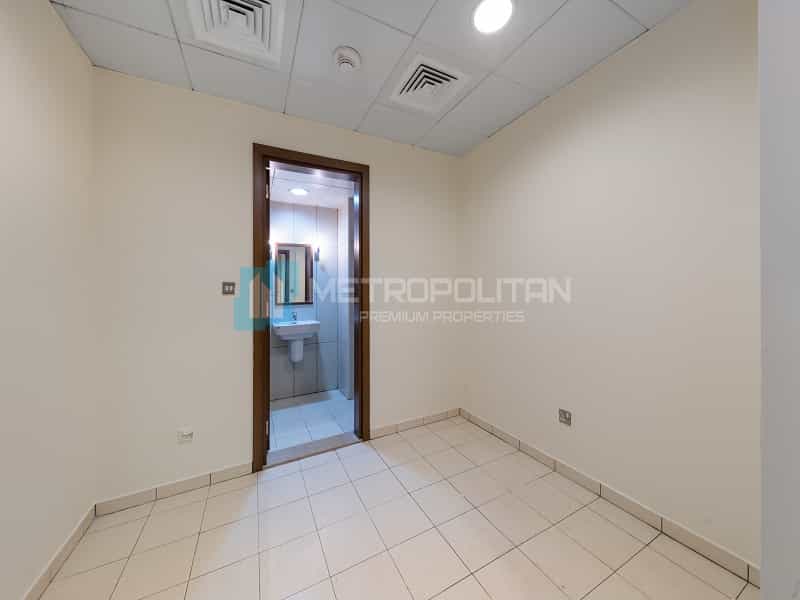 Condominium in Dubai, Dubayy 11046939