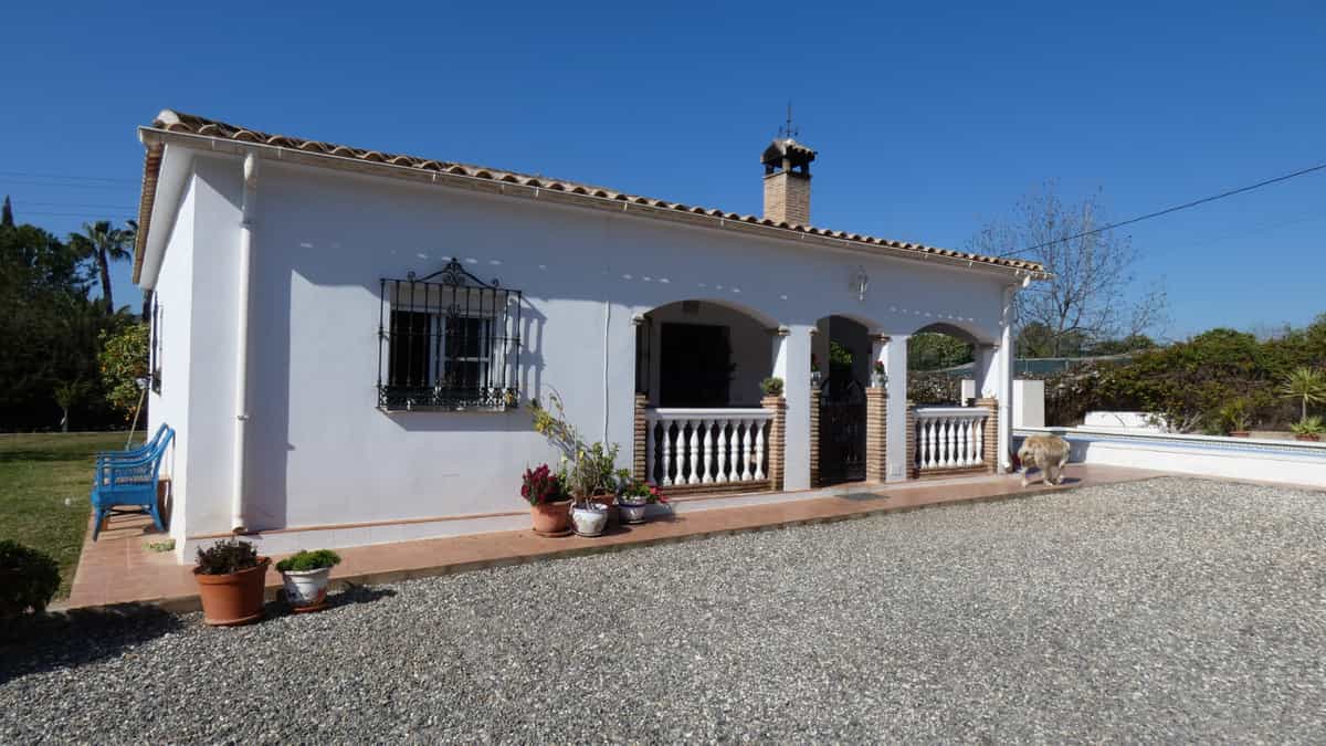 Будинок в Альхаурін-ель-Гранде, Андалусія 11047942