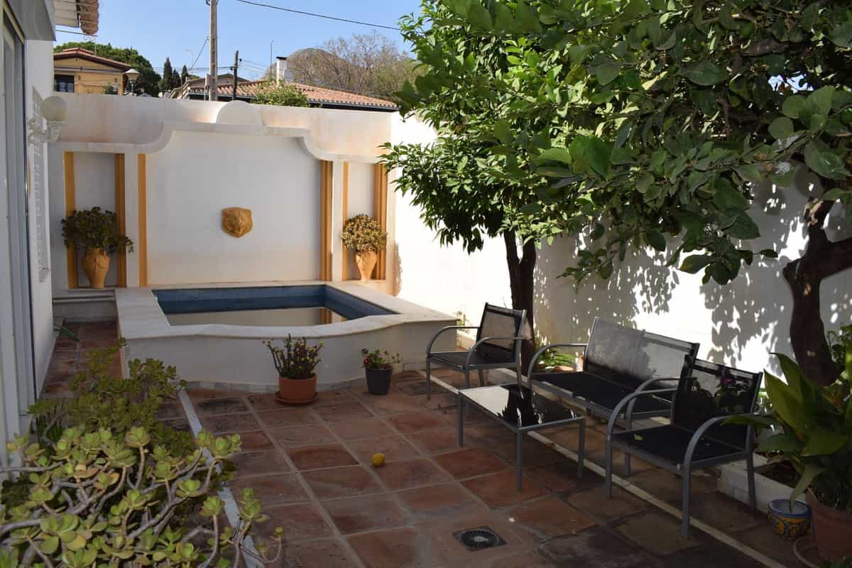 rumah dalam El Palo, Andalusia 11049342