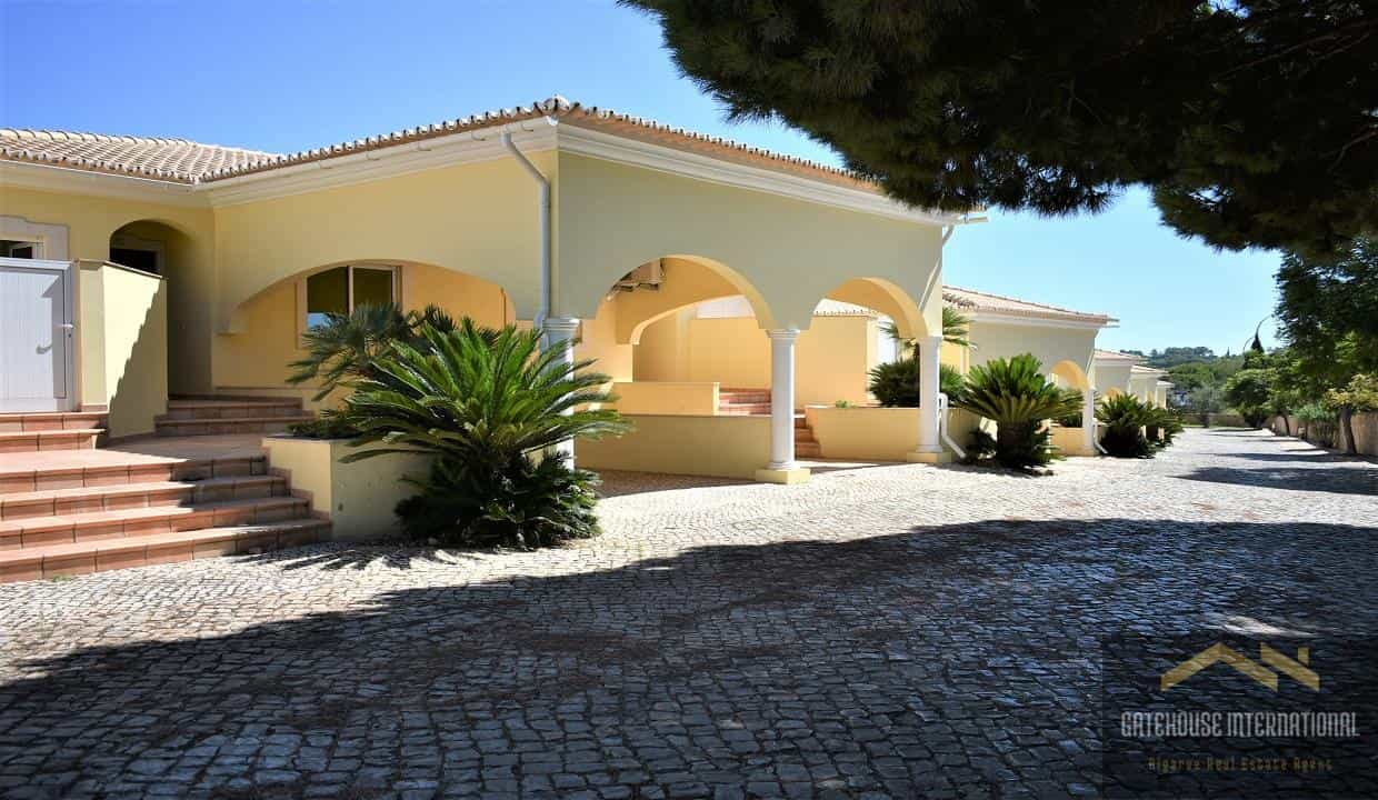 rumah dalam Quarteira, Faro 11049506