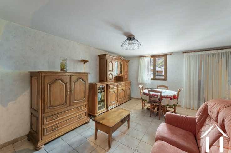 Casa nel Saint-Martin-de-Belleville, Alvernia-Rodano-Alpi 11049971