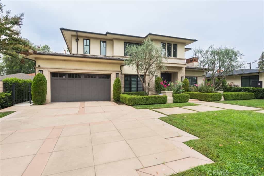 House in Arcadia, California 11050662
