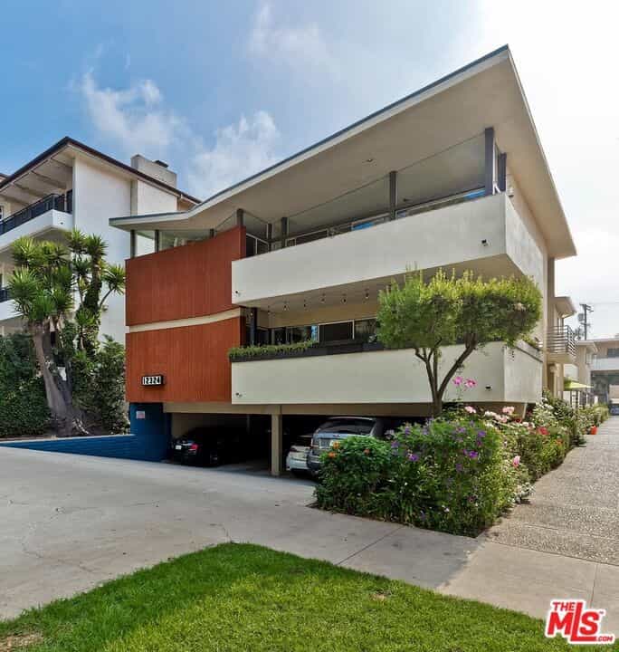Condominium in Santa Monica, California 11050680