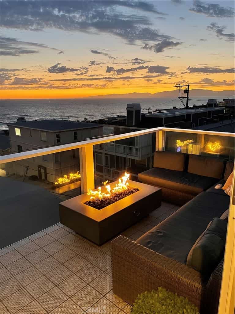 公寓 在 Manhattan Beach, California 11050798
