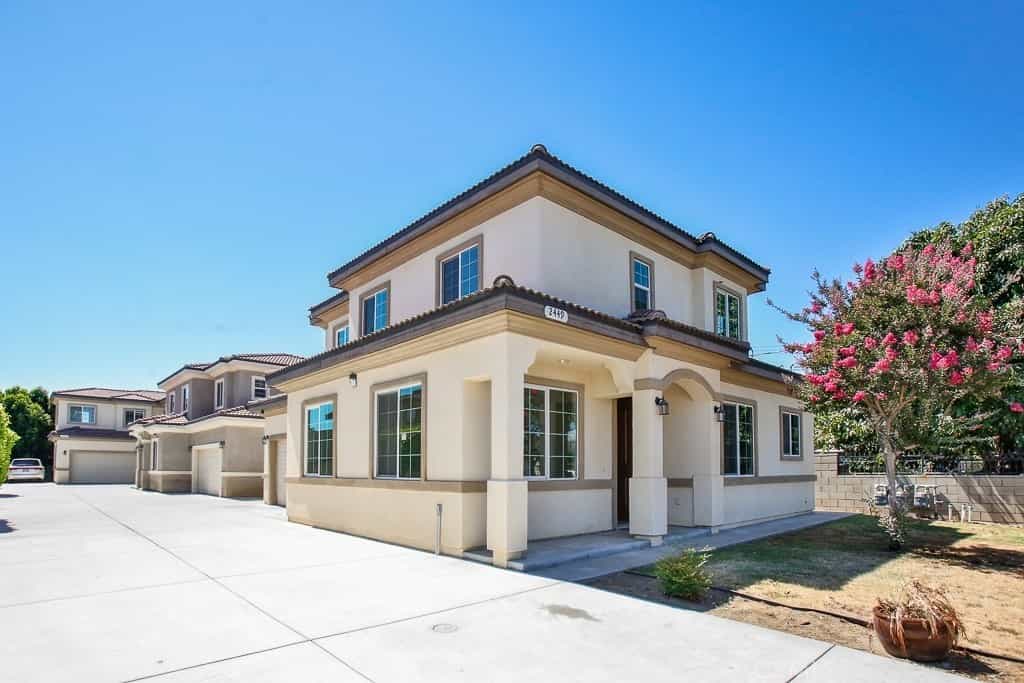 Condominium in Rosemead, California 11051143