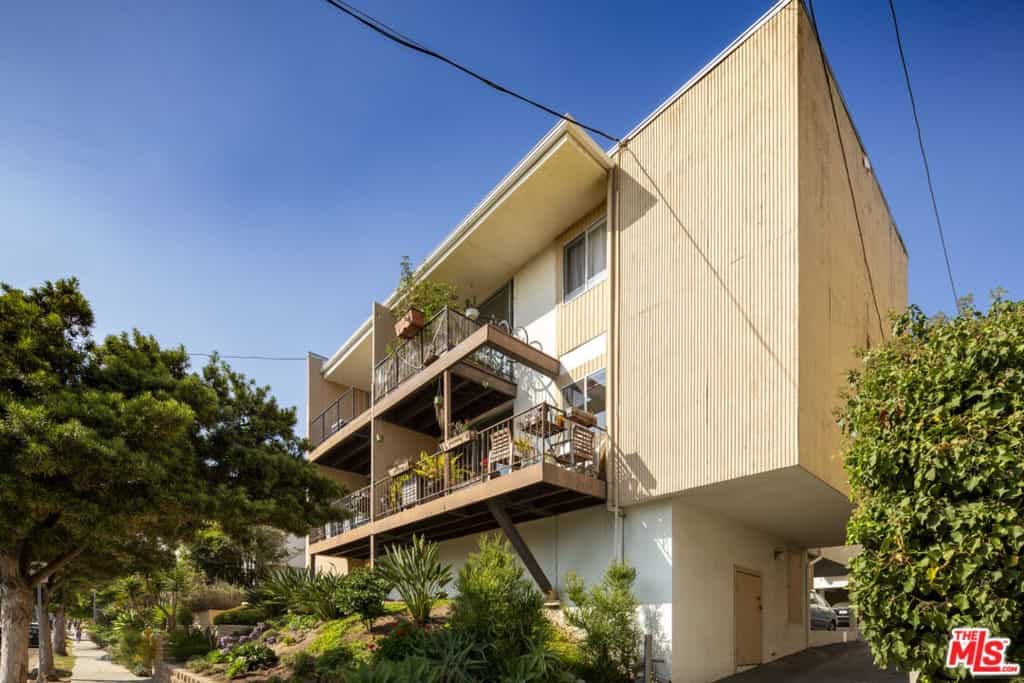 Condominium in Santa Monica, California 11051193